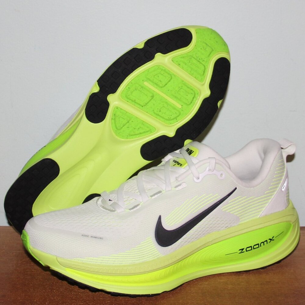Nike Vomero 18 Running Shoes Womens 12 White Electric Green Volt